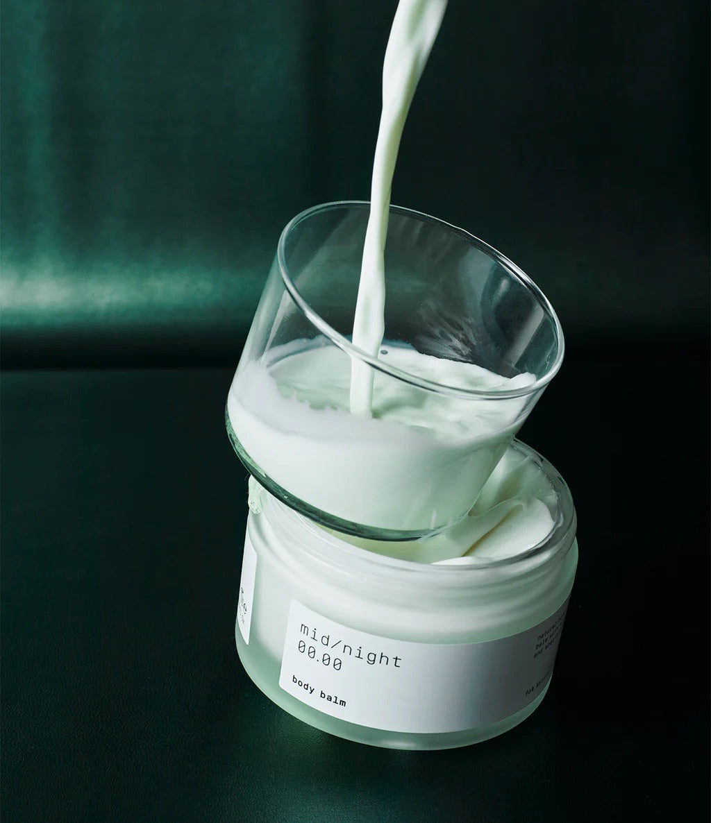 mid/night 00.12 – Body Balm